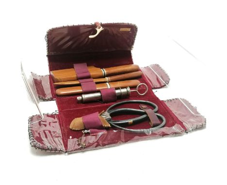 Shirokiya Japanese bonsai tool kit in original case (22cm x 11cm x 5cm) ~ in used condition