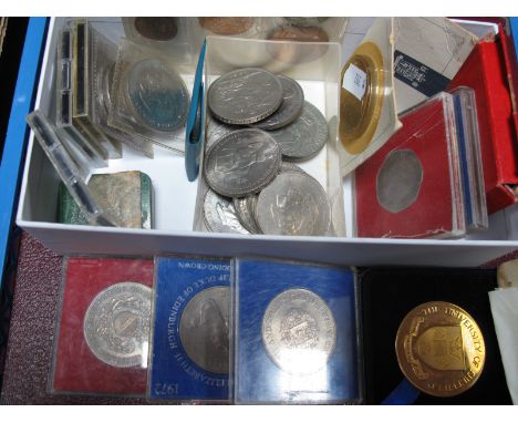 A Quantity of G.B. Commemorative Crowns, 1953 G.B. nine coin set, some silver coins noted, including G.B. sixpence, 1890 half