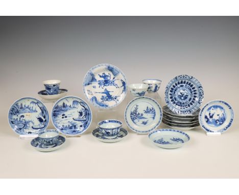 China, collection of blue and white porcelain cups and saucers, Kangxi period (1662-1722) and later, comprising a set of six 