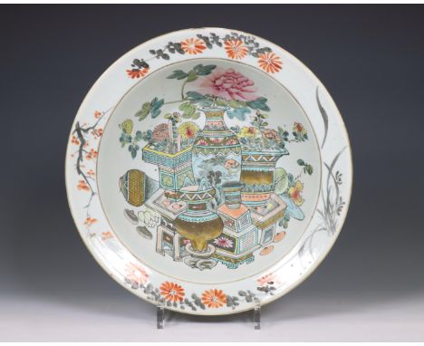 China, a famille rose porcelain basin, 20th century, the interior decorated with censers and flower-vases (grazed rim chip) d