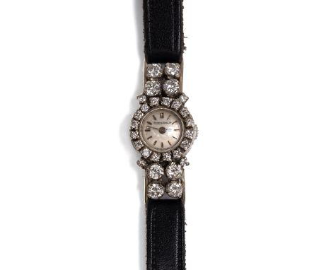 Jaeger leCoultre, witgouden mechanisch damespolshorloge. De lunette en aanzet bezet met briljant geslepen diamant, met een to
