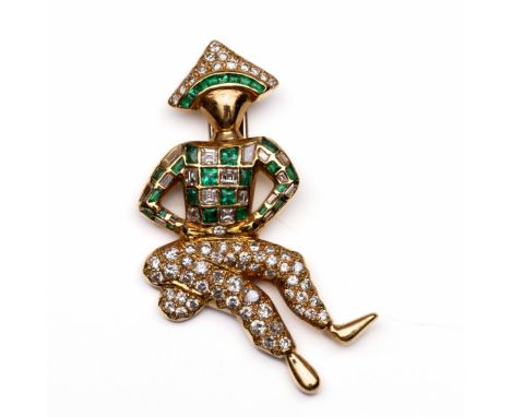 18 kt. gouden harlekijn broche. Het bovenlijf om en om bezet met carré en baguette geslepen diamant en kussenvormige cabochon