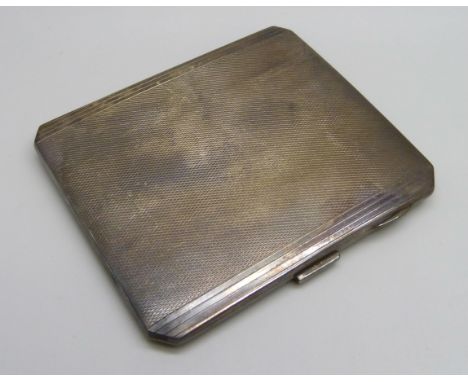 An Art Deco silver cigarette case, Birmingham 1937, 83g, 7 x 8.2cm