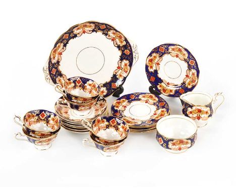 ROYAL ALBERT HEIRLOOM TWENTY-ONE PIECE CHINA TEA SETCOMPRISED OF SIX CUPS, SIX SAUCERS, SIX SIDE PLATES, A CREAM, SUGAR & A S