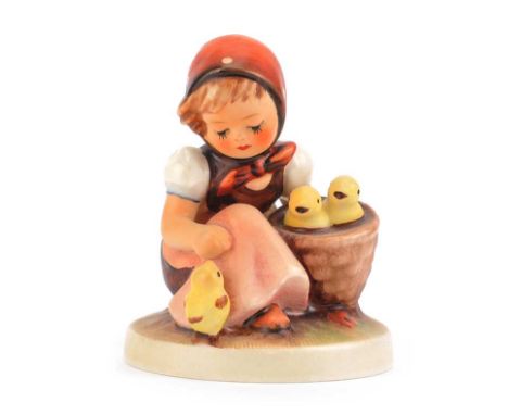 GOEBEL FIGURINE, 'CHICK GIRL'HEIGHT: 4 INCHES 