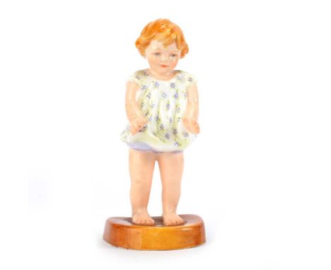 ROYAL WORCESTER FIGURINE, 'JOAN', MODELLED BY F.G. DOUGHTY NO. 2915HEIGHT: 4.5. INCHESNO OBVIOUS DEFECTS 