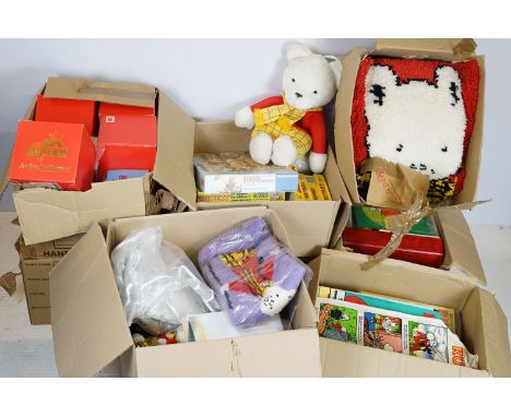 Large collection of Rupert the Bear memorabilia to include Arden Sculptures, Wedgwood ceramic items, desk lamp, Beswick and R