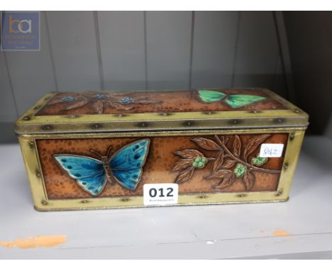 W &amp; R JACOB AND CO (LIVERPOOL) LTD ART NOUVEAU BISCUIT TIN 