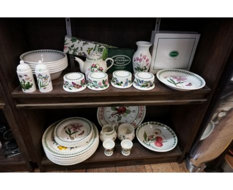 A collection of Portmeirion 'Botanic Garden' pattern items. (qty) 