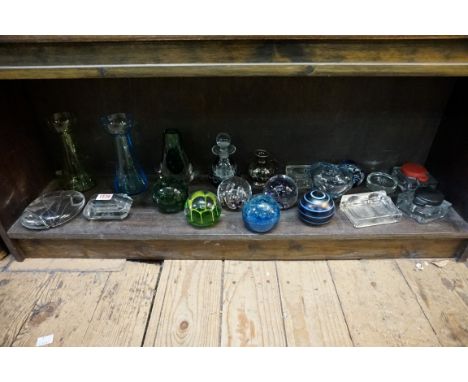 A collection of clear and coloured glass,&nbsp;to include: a Liskeard Millefiori paperweight; and other Caithness examples. (