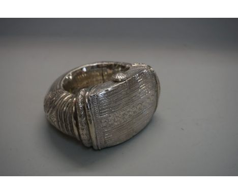 An Omani Arabic white metal slave bangle. 