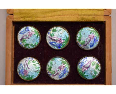 A cased set of six vintage Japanese enamel buttons,&nbsp;2.6cm diameter.&nbsp; 