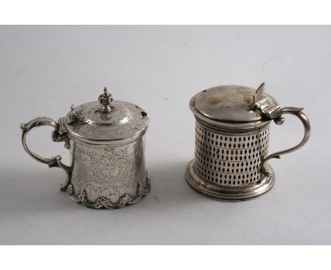 A VICTORIAN ENGRAVED MUSTARD POT with a scroll bordered base & a knop finial, by John Evans, London 1854 and a Victorian must