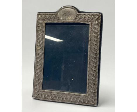 An Elizabeth II silver easel photograph frame, Sheffield 1994