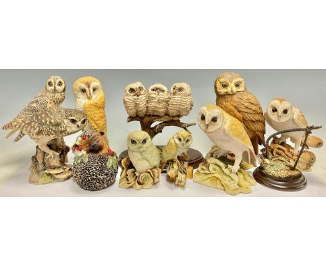 An Aynsley Tawny Owl model, 19cm; other owl models, Border Fine Arts, Teviotdale, assorted; a hedgehog (11)
