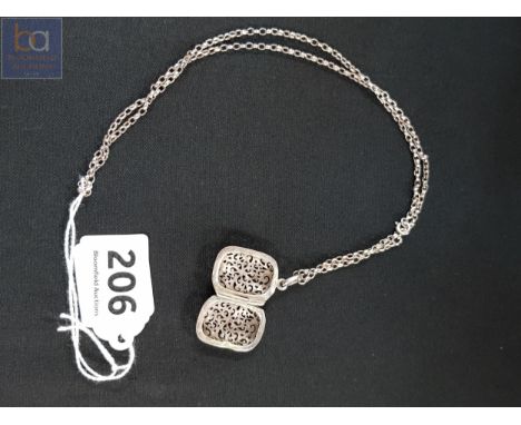 SILVER LOCKET ON SILVER CHAIN 