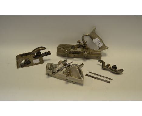 Tools - a Record no. 044 plough plane; another no. 077; a Rapier 3 plough plough plane (3)