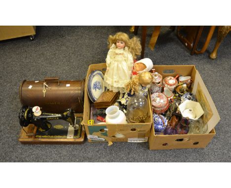 Household Goods - an Oriental part-tea service; collectors dolls; blue and white ceramics; die-cast toys; a Sorrento-ware mus