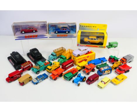 Dinky - Matchbox - Vanguards - A mixed group of diecast model vehicles to includes Whizzwheels Land Rover 109 WB, Chevrolet I