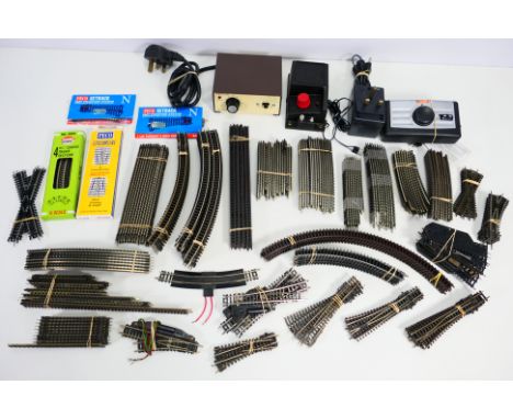 Bachmann - Arnold - Graham Farish - Peco - A quantity of N gauge track sections including points, diamond crossings and more,