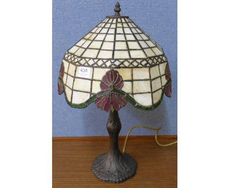 A Tiffany style table lamp 