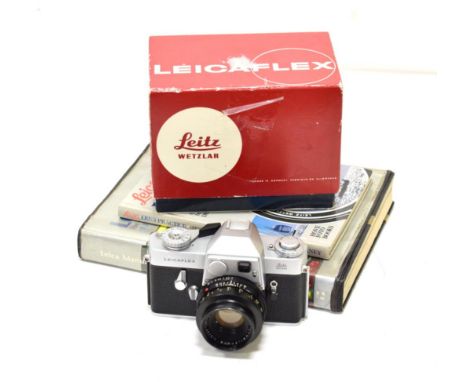 Leicaflex Camera no.1154915, with Wetzlar Summicon-R f2 50mm lens, inoriginal box; together with Leica Manual and Leica Lens 