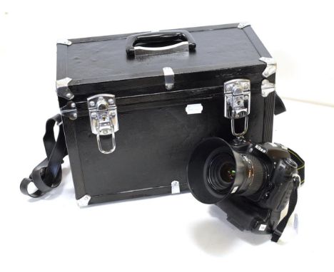 Nikon D300S Camera with Nikkor AF f3.5-4.5, 28-105mm lens, in hard carry case with a few accessories 