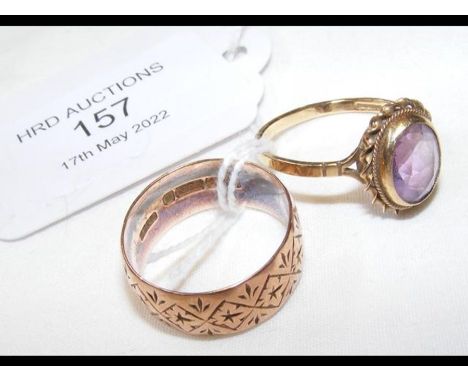 A 9ct engraved gold wedding ring together with a 9ct gold ring set with amethyst