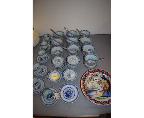 Chinese ceramics, including: cups; saucers; bowls; and a Japanese Imari plate.