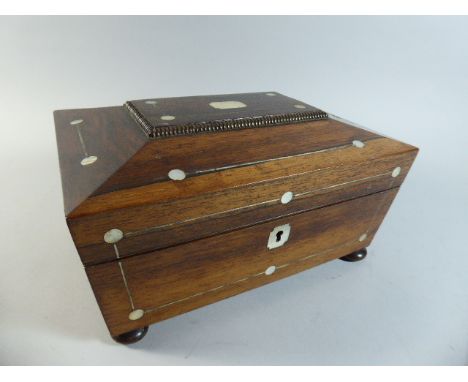 A Late 19th Century Mother of Pearl Inlaid Rosewood Ladies Work Box with Fitted Removable Tray. Bun Feet. 28x20x15cm