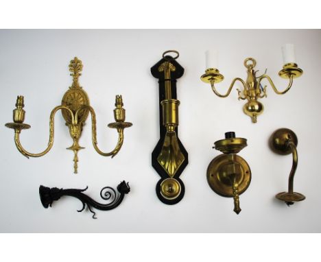 A collection of wall light fittings to include, a French style gilt metal wall sconce, with a pair of reeded 'S' shaped arms,