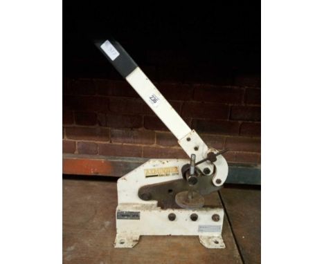 AXMINSTER 6" MANUAL SHEAR