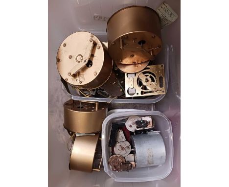 TUB OF 240 VOLT CLOCK MOVEMENTS &amp; IMPULSE MOVEMENTS