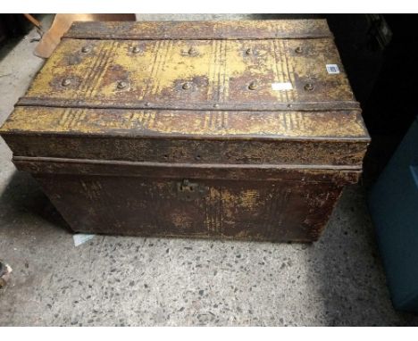 TIN STORAGE TRUNK