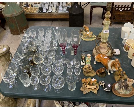 A LARGE COLLECTION OF ASSORTED GLASSWARE TOGETHER WITH VARIOUS CERAMIC ORNAMENTS 