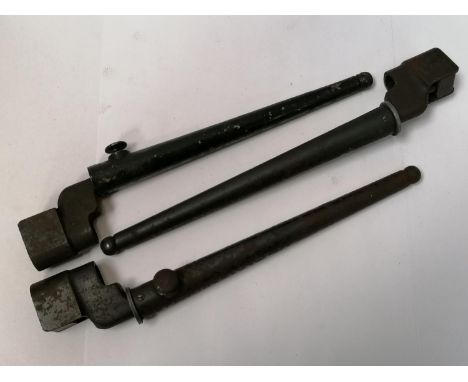 WWII - 3 X BRITISH ARMY NO.4 MKII BAYONETS WITH SCABBARDS 