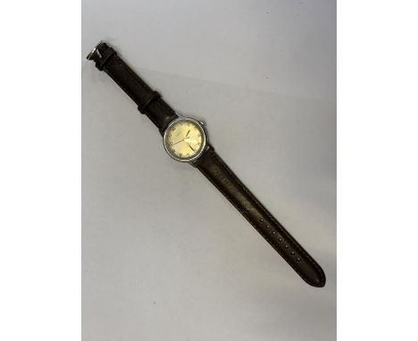 A GENTS TIMEX WRIST WATCH 