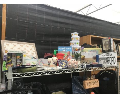 A LARGE QUANTITY OF NEW ITEMS TO INCLUDE LAP TRAY, MONEY BOX, BOOK, HOUSE PLANT CARE, BOWLS, DIGITAL SCALES, BISTRO LAMPS ETC