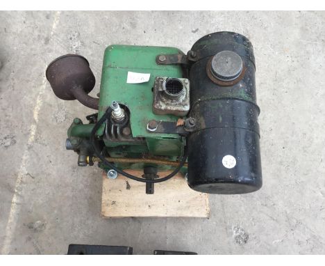 A VILLIERS PETROL STATIONARY ENGINE 