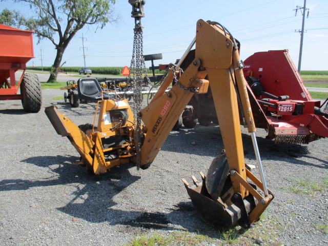 WOODS 1050 BACKHOE 3PT
