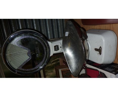 Large set of Avery weighing scales 
