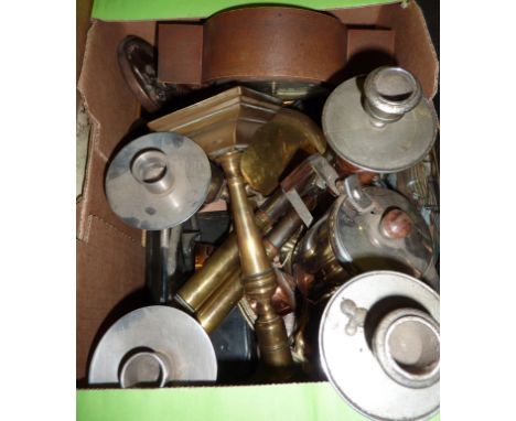 Small box of brass candle sticks, shell cases, Pickering traction Engine Rally 1963 plaque etc.