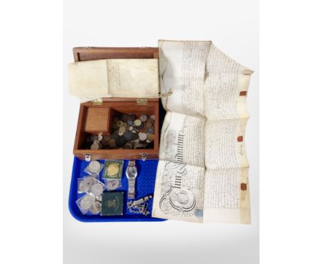 A wooden trinket box containing antique and later coins including Georgian cartwheel pennies, crowns, Festival of Britain coi
