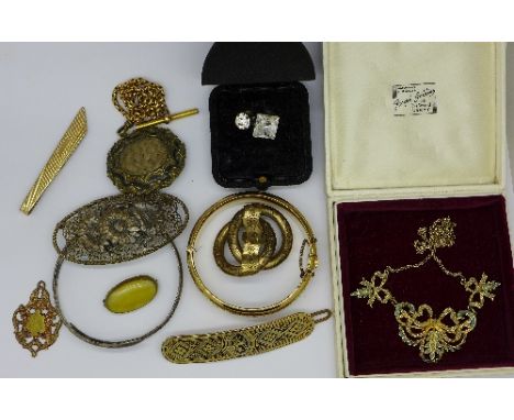 A Victorian memorial brooch, other brooches, bangle, etc.