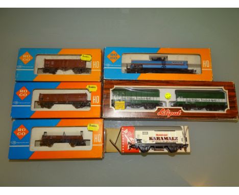 A group of HO GAUGE German Outline wagons by ROCO, LILIPUT and FLEISCHMANN - G/VG in G boxes (7 wagons in 6 boxes)
