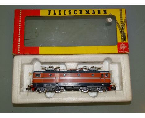 A FLEISCHMANN 4365 Swedish Rc2 class electric locomotive in SJ orange livery - VG in G box