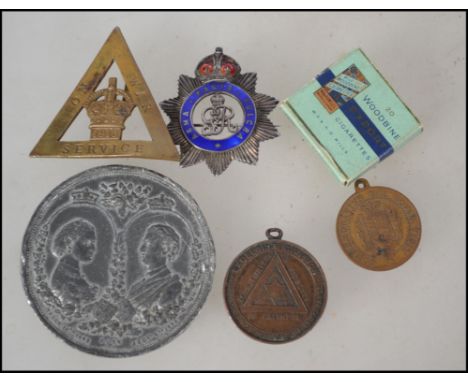 A small collection of commemorative coins / medals to include HRH Princess Louise Married To The Marquis Of Lorne 1871, Chart