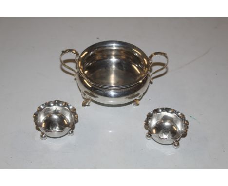 William Hutton 1897 Sterling silver small sugar bowl; and pair of small 1896 Thomas Haves salts, approx. total weight 110gms