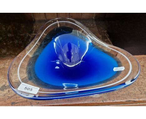 Large Flygsfors ‘Coquille’ bowl designed by Paul Kedelv, dated 1961.  Bowl measures 31cm across at widest point and stands 12