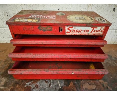 A Snap On three drawer tool chest, 52 x 24 x 28cm 